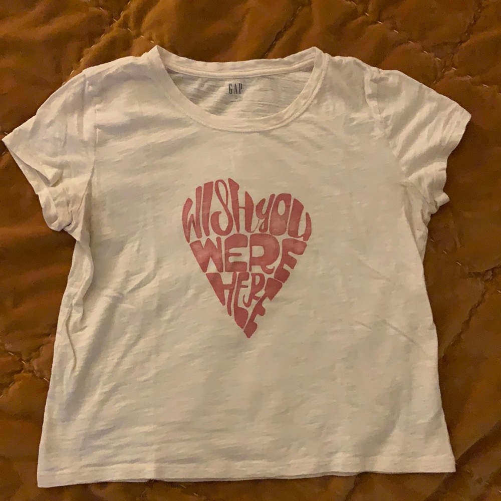 Vintage looking graphic tee
